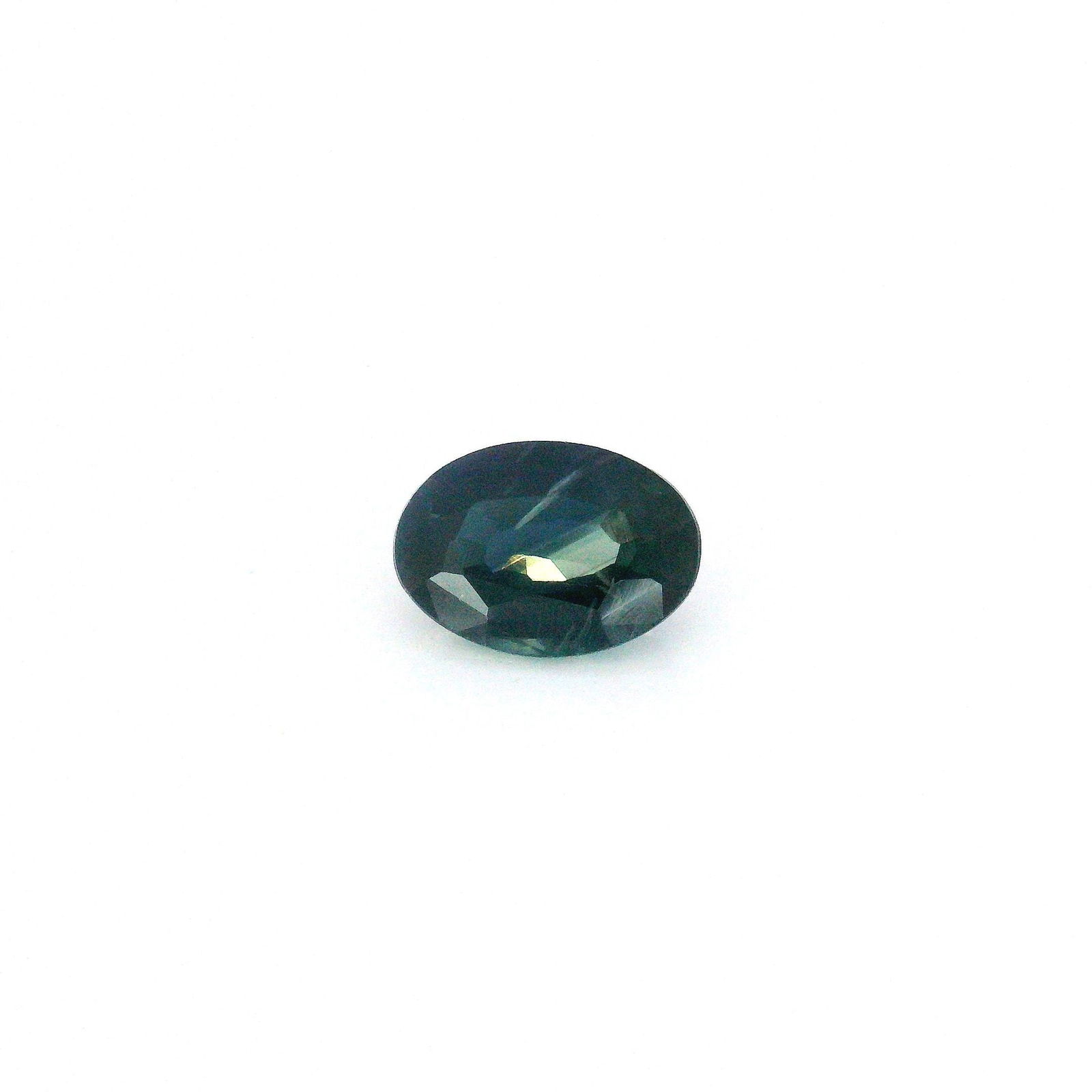 Loose Sapphire Gemstone - GSI Oval 1.09ct Blue SI: Loose Sapphire Gemstone - GSI Oval 1.09ct Blue SI This listing features Loose Sapphire Gemstone - GSI Oval 1.09ct Blue SI. Item specifics are provided below. Item Specifics: Type: Sapphire Carat: 1.09