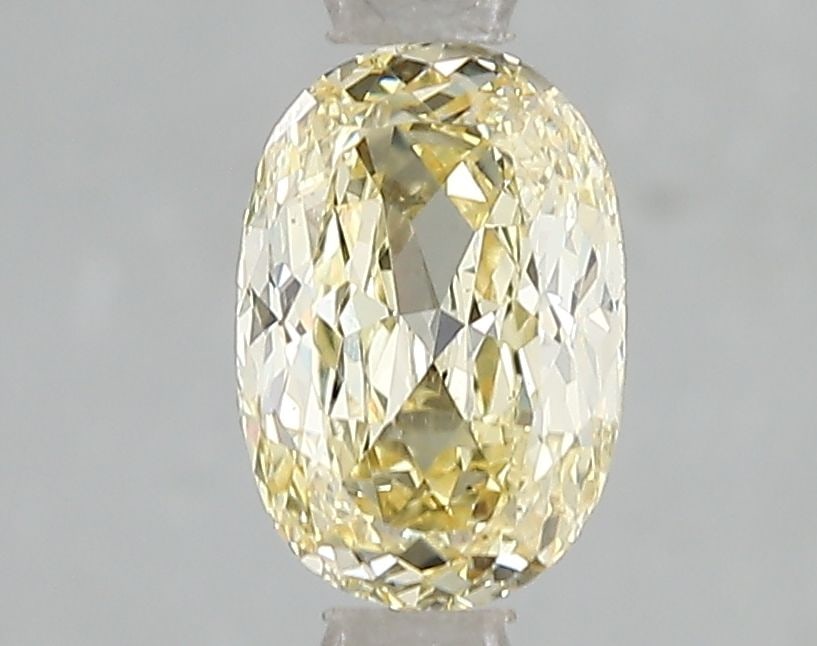 Loose Lab Diamond - IGI Oval 3.02ct Fancy Intense Yellow VVS2: Loose Lab Diamond - IGI Oval 3.02ct Fancy Intense Yellow VVS2 This listing features Loose Lab Diamond - IGI Oval 3.02ct Fancy Intense Yellow VVS2. Item specifics are provided below. Item Specifics: