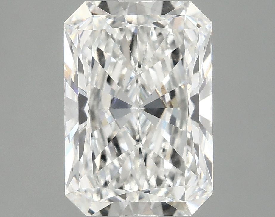 Loose Lab Diamond - IGI Radiant 3.08ct E VS1: Loose Lab Diamond - IGI Radiant 3.08ct E VS1 This listing features Loose Lab Diamond - IGI Radiant 3.08ct E VS1. Item specifics are provided below. Item Specifics: Source: This Is A Real Diamond Grown