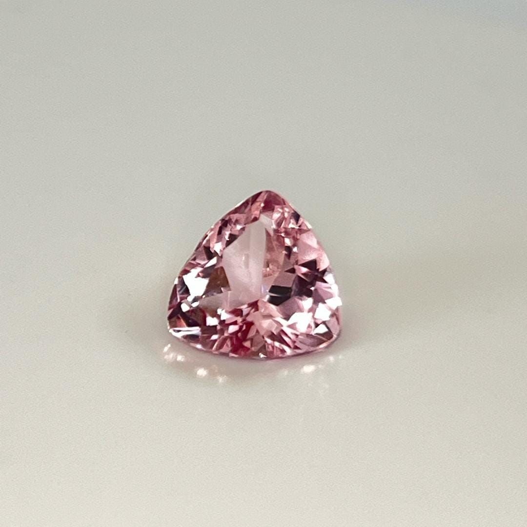 Loose Spinel Gemstone - Trilliant 1.38ct Pink SI (1 of 1)