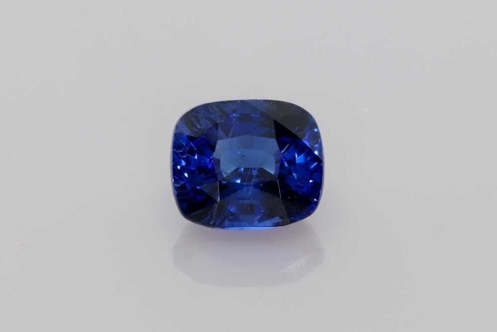 Loose Sapphire Gemstone - Cushion 2.07ct Blue SI: Loose Sapphire Gemstone - Cushion 2.07ct Blue SI This listing features Loose Sapphire Gemstone - Cushion 2.07ct Blue SI. Item specifics are provided below. Item Specifics: Type: Sapphire Carat: 2.07 C