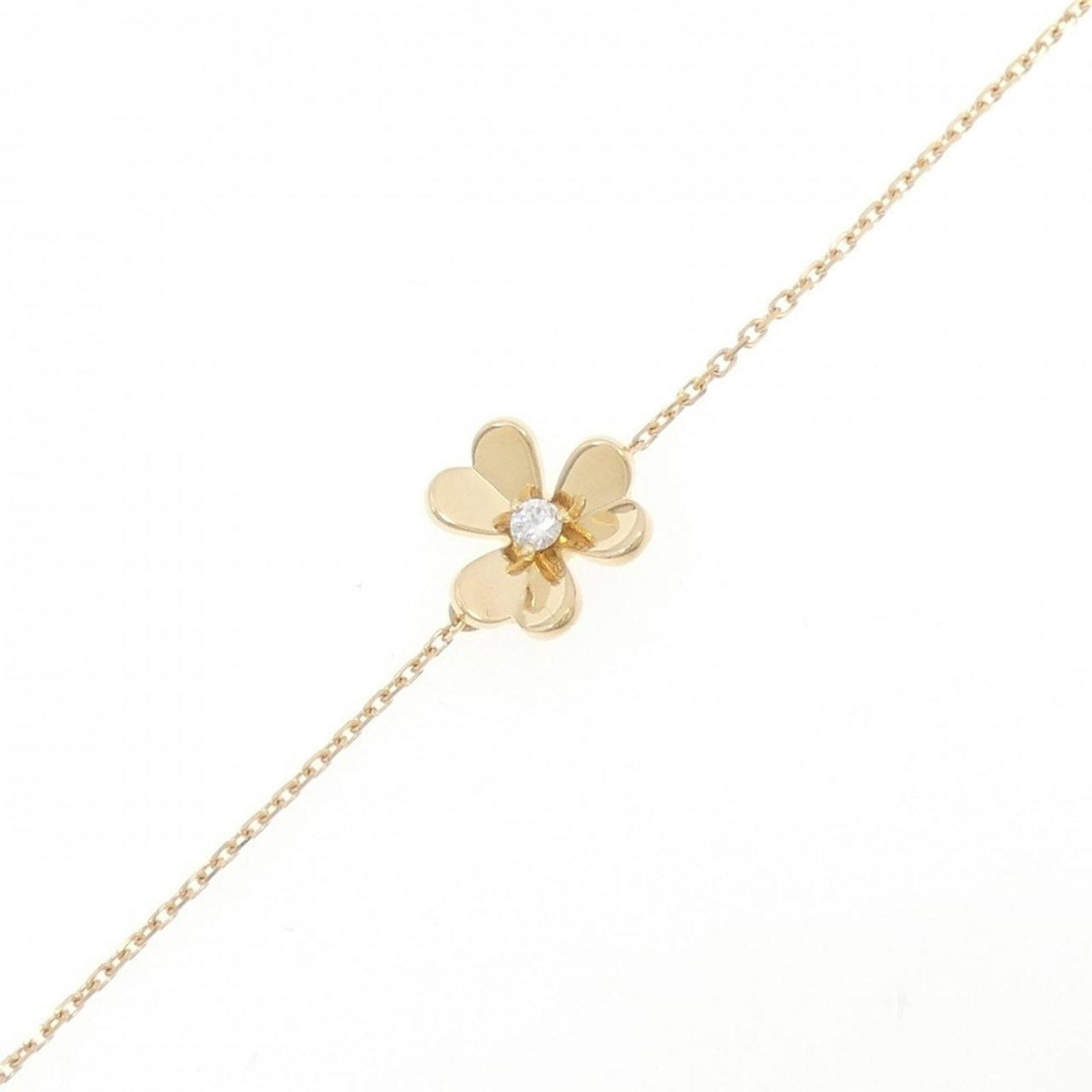 (18K) Van Cleef & Arpels Charm Bracelet Yellow Gold: (18K) Van Cleef & Arpels Charm Bracelet Yellow Gold This listing features (18K) Van Cleef & Arpels Charm Bracelet Yellow Gold. Item specifics are provided below. Item Specifics: Brand: Van Cleef & Arp