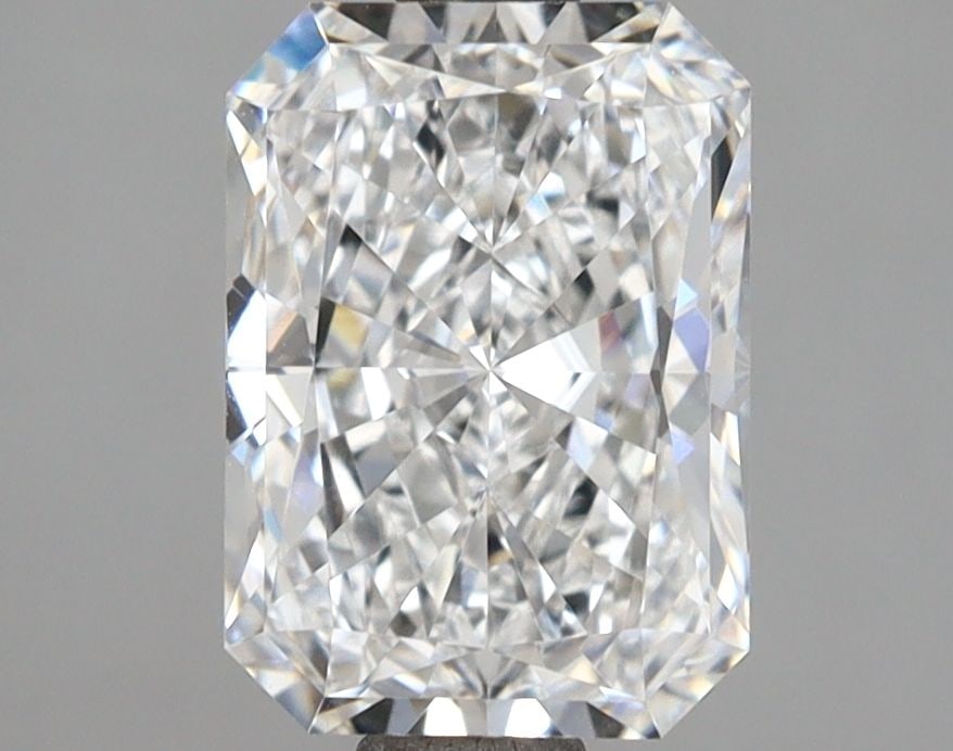 Loose Lab Diamond - IGI Radiant 2.09ct D IF: Loose Lab Diamond - IGI Radiant 2.09ct D IF This listing features Loose Lab Diamond - IGI Radiant 2.09ct D IF. Item specifics are provided below. Item Specifics: Source: This Is A Real Diamond Grown