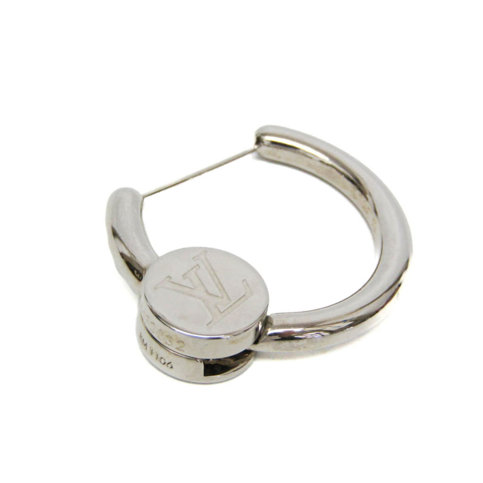 Metal Louis Vuitton Pin Brooch: Metal Louis Vuitton Pin Brooch This listing features Metal Louis Vuitton Pin Brooch. Item specifics are provided below. Item Specifics: Brand: Louis Vuitton Type: Pin Brooch Gender: Men,Women Material