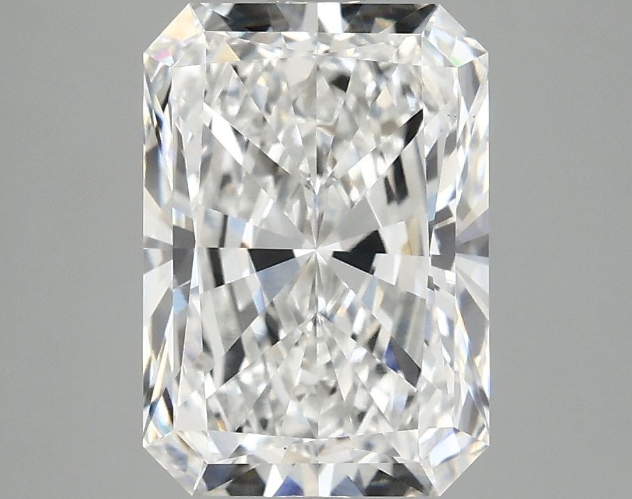 Loose Lab Diamond - IGI Radiant 3.09ct E VS1: Loose Lab Diamond - IGI Radiant 3.09ct E VS1 This listing features Loose Lab Diamond - IGI Radiant 3.09ct E VS1. Item specifics are provided below. Item Specifics: Source: This Is A Real Diamond Grown