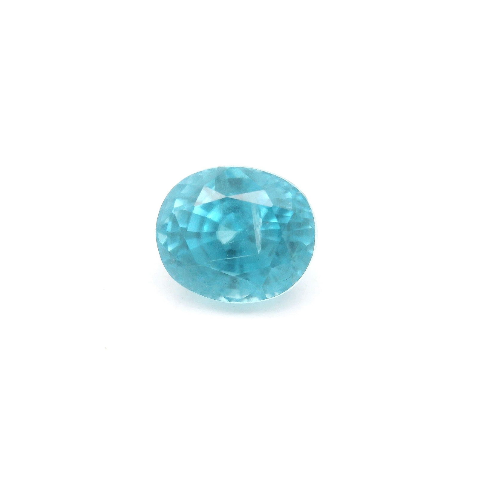 Loose Zircon Gemstone - GSI Oval 4.04ct Blue SI: Loose Zircon Gemstone - GSI Oval 4.04ct Blue SI This listing features Loose Zircon Gemstone - GSI Oval 4.04ct Blue SI. Item specifics are provided below. Item Specifics: Type: Zircon Carat: 4.04 Cut: