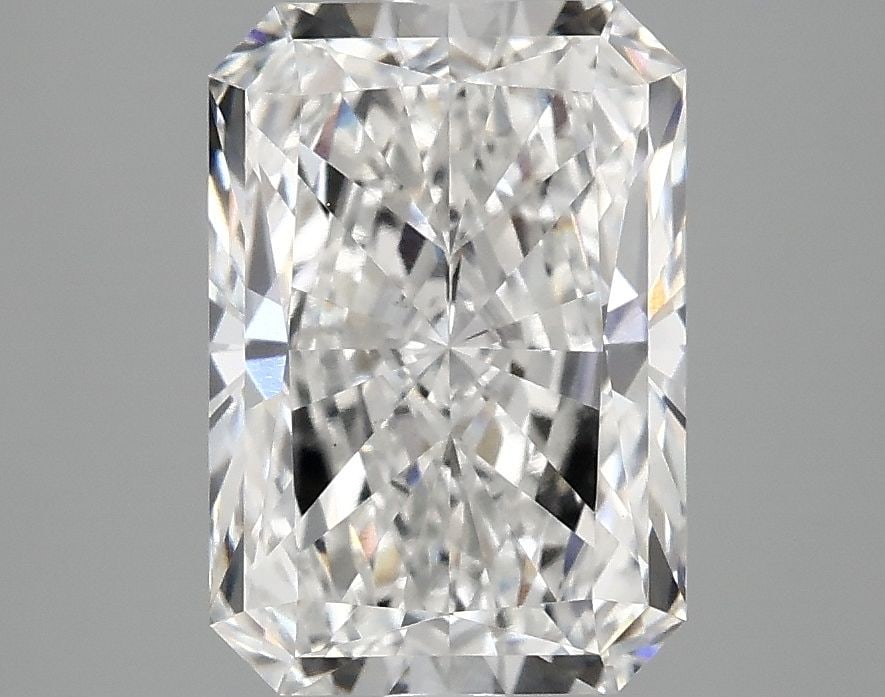 Loose Lab Diamond - IGI Radiant 3.03ct E VS1: Loose Lab Diamond - IGI Radiant 3.03ct E VS1 This listing features Loose Lab Diamond - IGI Radiant 3.03ct E VS1. Item specifics are provided below. Item Specifics: Source: This Is A Real Diamond Grown