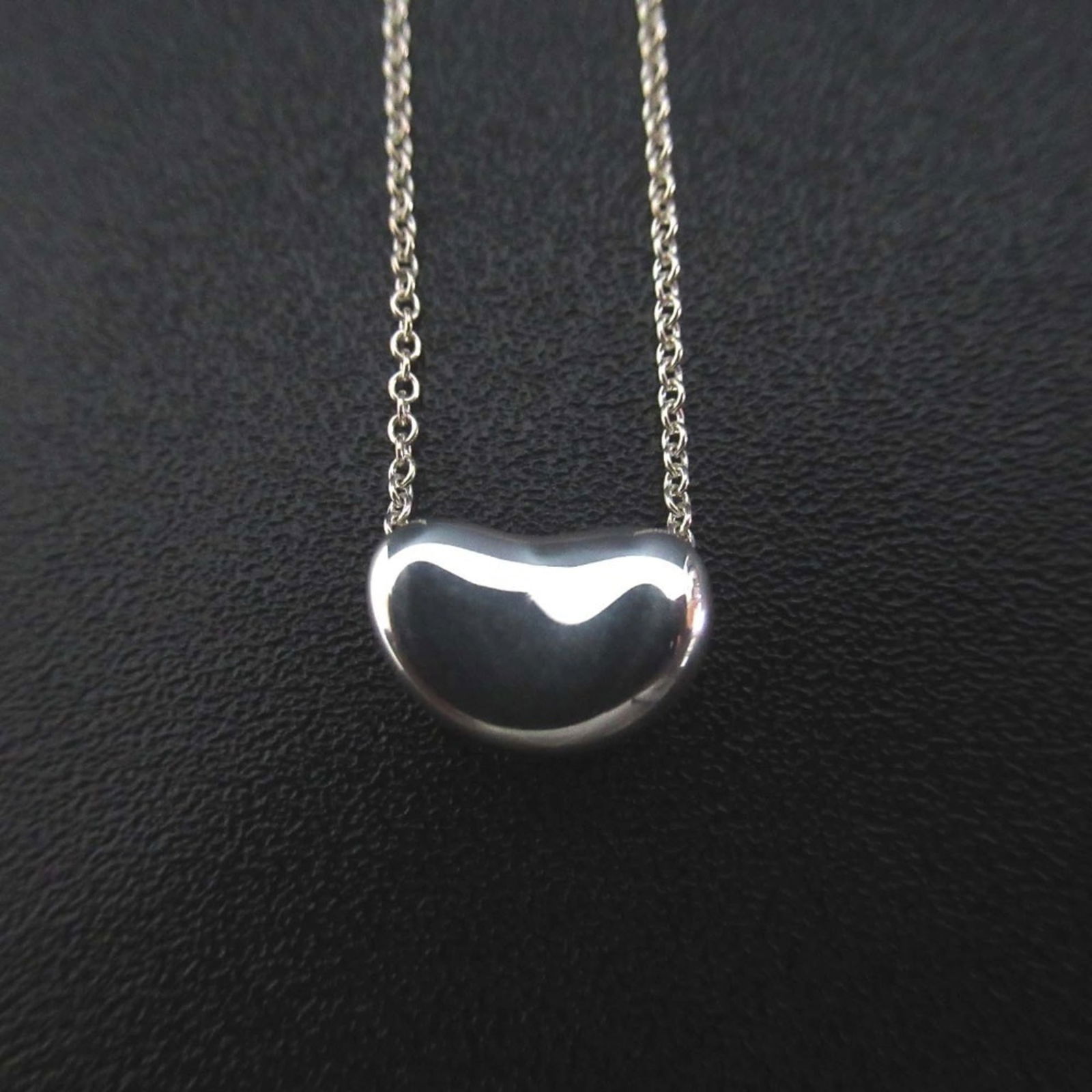 Women's Tiffany & Co. Elsa Peretti Beans Necklace Pendant 925SV Silver: Women's Tiffany & Co. Elsa Peretti Beans Necklace Pendant 925SV Silver This listing features Women's Tiffany & Co. Elsa Peretti Beans Necklace Pendant 925SV Silver. Item specifics are provided below.