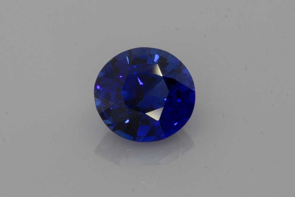 Loose Sapphire Gemstone - Oval 1.58ct Blue EC: Loose Sapphire Gemstone - Oval 1.58ct Blue EC This listing features Loose Sapphire Gemstone - Oval 1.58ct Blue EC. Item specifics are provided below. Item Specifics: Type: Sapphire Carat: 1.58 Cut: Fa