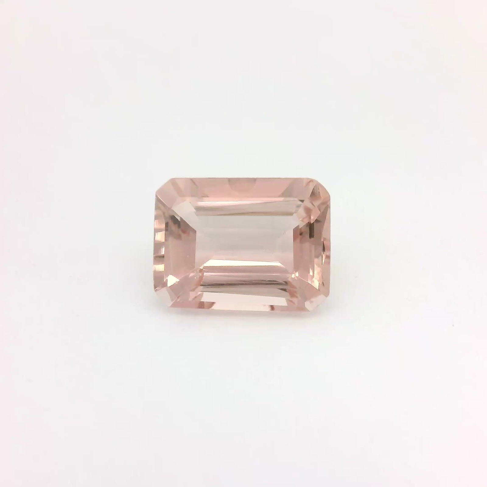 Loose Morganite Gemstone - GSI Octagonal 1.99ct Pink EC: Loose Morganite Gemstone - GSI Octagonal 1.99ct Pink EC This listing features Loose Morganite Gemstone - GSI Octagonal 1.99ct Pink EC. Item specifics are provided below. Item Specifics: Type: Morganit