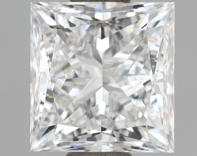 Loose Lab Diamond - IGI Princess 1.56ct D VVS2: Loose Lab Diamond - IGI Princess 1.56ct D VVS2 This listing features Loose Lab Diamond - IGI Princess 1.56ct D VVS2. Item specifics are provided below. Item Specifics: Source: This Is A Real Diamond