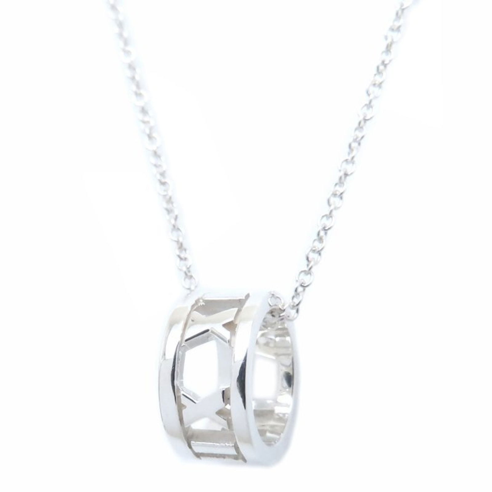 294840 - TIFFANY & Co. Tiffany Atlas Open Necklace in 925 Sterling Silver for Women: 294840 - TIFFANY & Co. Tiffany Atlas Open Necklace in 925 Sterling Silver for Women This listing features 294840 - TIFFANY & Co. Tiffany Atlas Open Necklace in 925 Sterling Silver for Women. Item spec