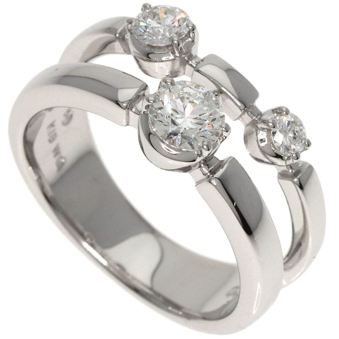 Gold TASAKI Trilogy 3P Diamond Ring K18 White: Gold TASAKI Trilogy 3P Diamond Ring K18 White This listing features Gold TASAKI Trilogy 3P Diamond Ring K18 White. Item specifics are provided below. Item Specifics: Brand: TASAKI Style: Ring Material