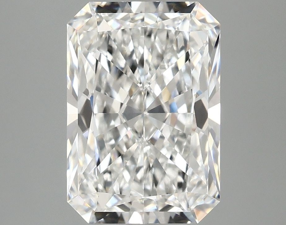 Loose Lab Diamond - IGI Radiant 3.07ct E VS1: Loose Lab Diamond - IGI Radiant 3.07ct E VS1 This listing features Loose Lab Diamond - IGI Radiant 3.07ct E VS1. Item specifics are provided below. Item Specifics: Source: This Is A Real Diamond Grown