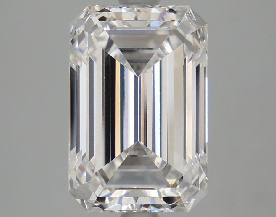 Loose Lab Diamond - IGI Emerald 4.01ct F VS1: Loose Lab Diamond - IGI Emerald 4.01ct F VS1 This listing features Loose Lab Diamond - IGI Emerald 4.01ct F VS1. Item specifics are provided below. Item Specifics: Source: This Is A Real Diamond Grown