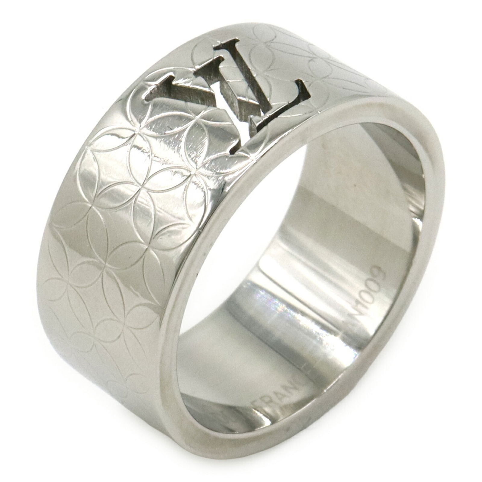 Steel Louis Vuitton Band Ring Stainless: Steel Louis Vuitton Band Ring Stainless This listing features Steel Louis Vuitton Band Ring Stainless. Item specifics are provided below. Item Specifics: Brand: Louis Vuitton Type: Band Ring Gender: W