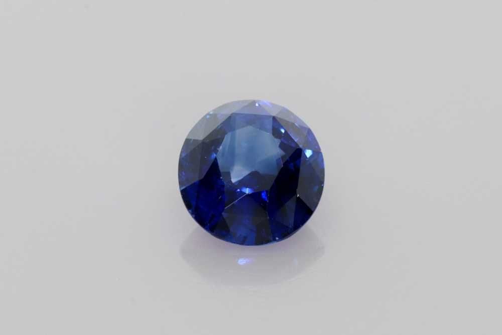 Loose Sapphire Gemstone - Oval 2.13ct Blue EC: Loose Sapphire Gemstone - Oval 2.13ct Blue EC This listing features Loose Sapphire Gemstone - Oval 2.13ct Blue EC. Item specifics are provided below. Item Specifics: Type: Sapphire Carat: 2.13 Cut: Fa