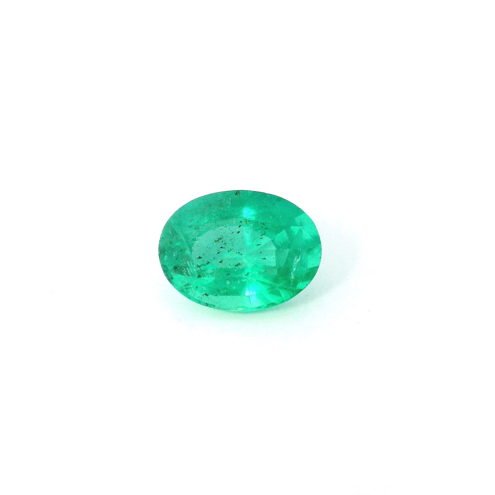 Loose Emerald Gemstone - GSI Oval 1.29ct Green SI: Loose Emerald Gemstone - GSI Oval 1.29ct Green SI This listing features Loose Emerald Gemstone - GSI Oval 1.29ct Green SI. Item specifics are provided below. Item Specifics: Type: Emerald Carat: 1.29
