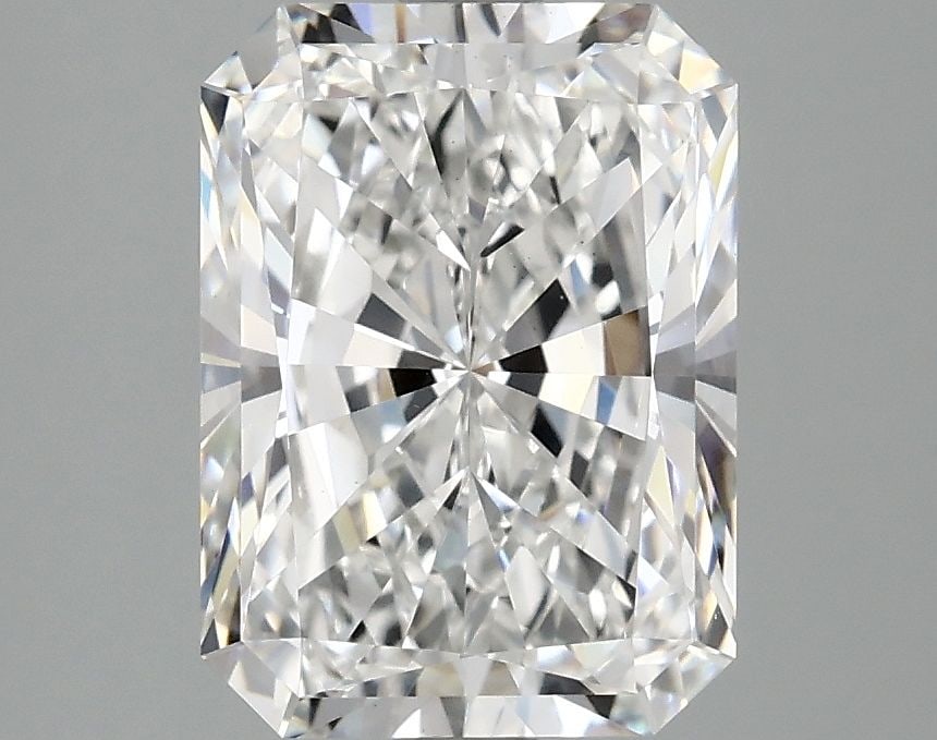 Loose Lab Diamond - IGI Radiant 3.09ct E VS1: Loose Lab Diamond - IGI Radiant 3.09ct E VS1 This listing features Loose Lab Diamond - IGI Radiant 3.09ct E VS1. Item specifics are provided below. Item Specifics: Source: This Is A Real Diamond Grown