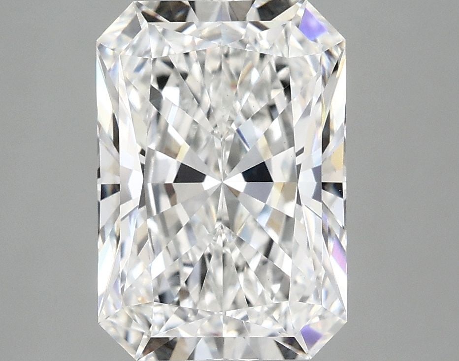 Loose Lab Diamond - IGI Radiant 3.08ct E VS1: Loose Lab Diamond - IGI Radiant 3.08ct E VS1 This listing features Loose Lab Diamond - IGI Radiant 3.08ct E VS1. Item specifics are provided below. Item Specifics: Source: This Is A Real Diamond