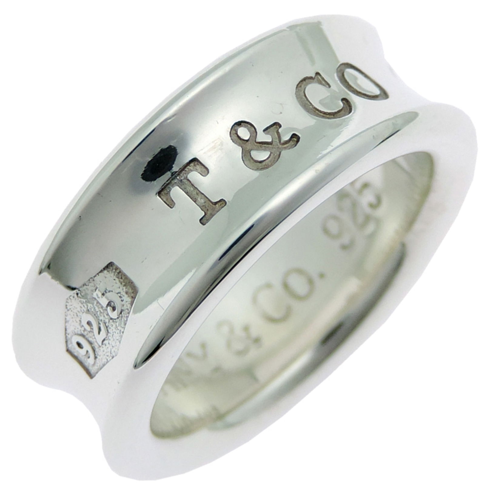925 Tiffany Band Ring Silver: 925 Tiffany Band Ring Silver This listing features 925 Tiffany Band Ring Silver. Item specifics are provided below. Item Specifics: Brand: Tiffany Type: Band Ring Gender: Men,Women Material: Silver 92