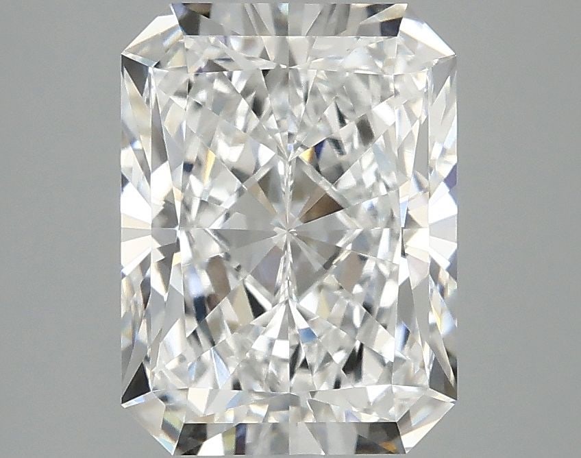 Loose Lab Diamond - IGI Radiant 2.94ct E VS1: Loose Lab Diamond - IGI Radiant 2.94ct E VS1 This listing features Loose Lab Diamond - IGI Radiant 2.94ct E VS1. Item specifics are provided below. Item Specifics: Source: This Is A Real Diamond