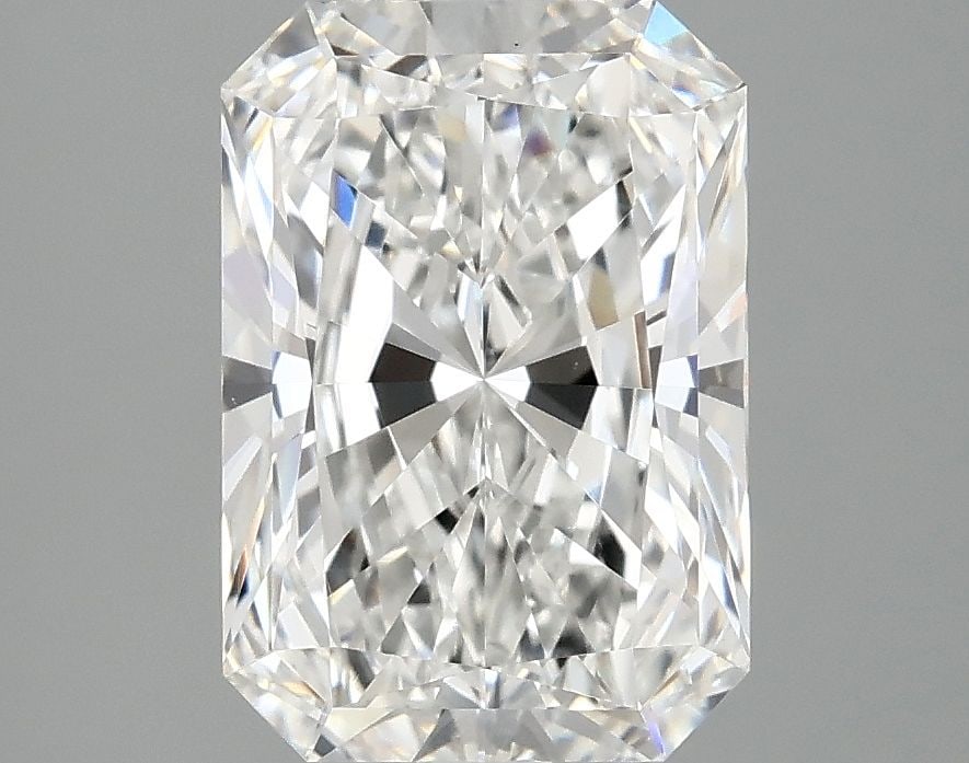 Loose Lab Diamond - IGI Radiant 3.01ct E VS1: Loose Lab Diamond - IGI Radiant 3.01ct E VS1 This listing features Loose Lab Diamond - IGI Radiant 3.01ct E VS1. Item specifics are provided below. Item Specifics: Source: This Is A Real Diamond Grown