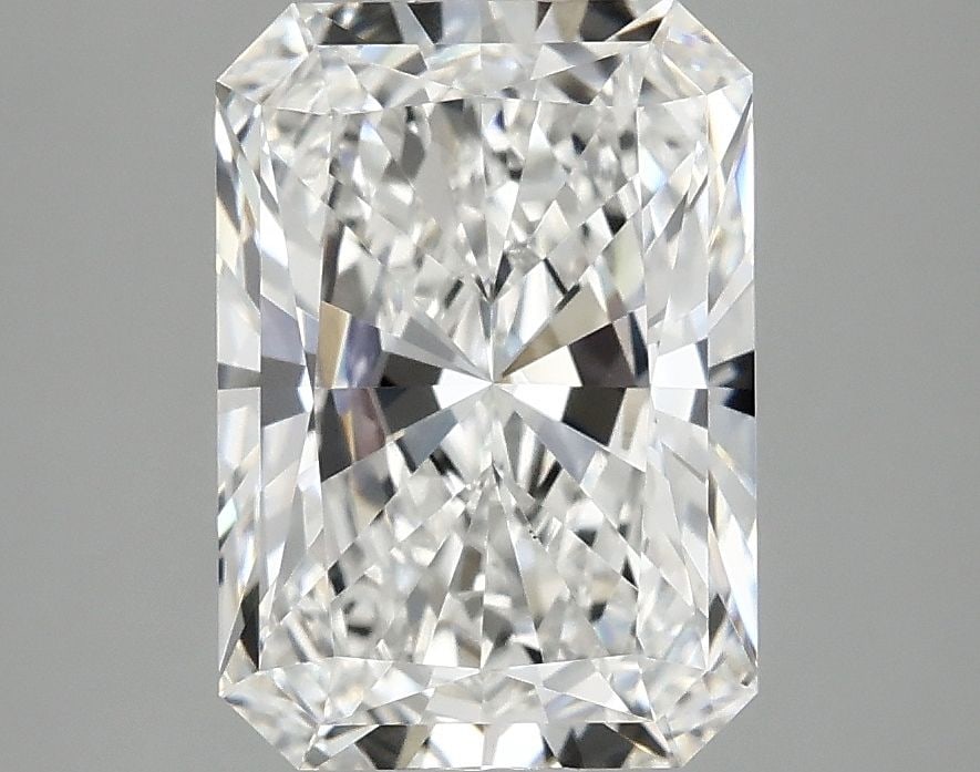 Loose Lab Diamond - IGI Radiant 3.08ct E VS1: Loose Lab Diamond - IGI Radiant 3.08ct E VS1 This listing features Loose Lab Diamond - IGI Radiant 3.08ct E VS1. Item specifics are provided below. Item Specifics: Source: This Is A Real Diamond Grown