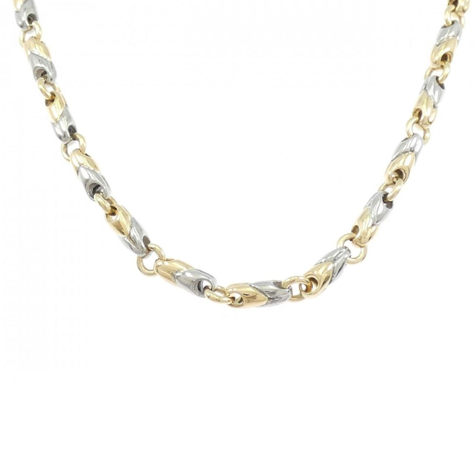 Necklace Bvlgari Passo Doppio: Necklace Bvlgari Passo Doppio This listing features Necklace Bvlgari Passo Doppio. Item specifics are provided below. Item Specifics: Brand: Bvlgari Necklace Type: Necklace Gender: Women Material: Sta