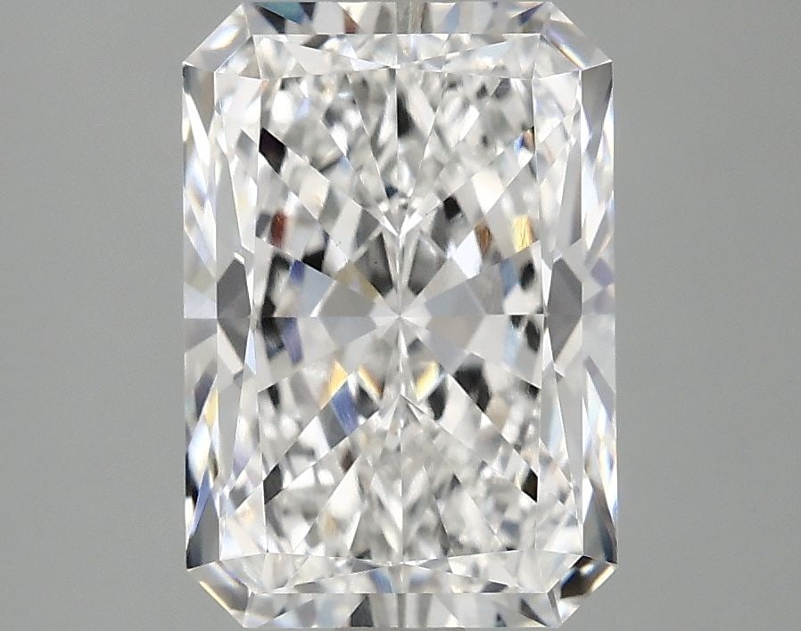 Loose Lab Diamond - IGI Radiant 3.07ct E VS1: Loose Lab Diamond - IGI Radiant 3.07ct E VS1 This listing features Loose Lab Diamond - IGI Radiant 3.07ct E VS1. Item specifics are provided below. Item Specifics: Source: This Is A Real Diamond