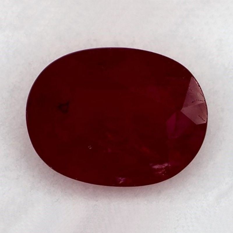 Loose Ruby Gemstone - Oval 1.57ct Red SI: Loose Ruby Gemstone - Oval 1.57ct Red SI This listing features Loose Ruby Gemstone - Oval 1.57ct Red SI. Item specifics are provided below. Item Specifics: Type: Ruby Carat: 1.57 Cut: Faceted Color: R