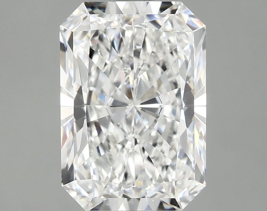 Loose Lab Diamond - IGI Radiant 3.08ct E VS1: Loose Lab Diamond - IGI Radiant 3.08ct E VS1 This listing features Loose Lab Diamond - IGI Radiant 3.08ct E VS1. Item specifics are provided below. Item Specifics: Source: This Is A Real Diamond
