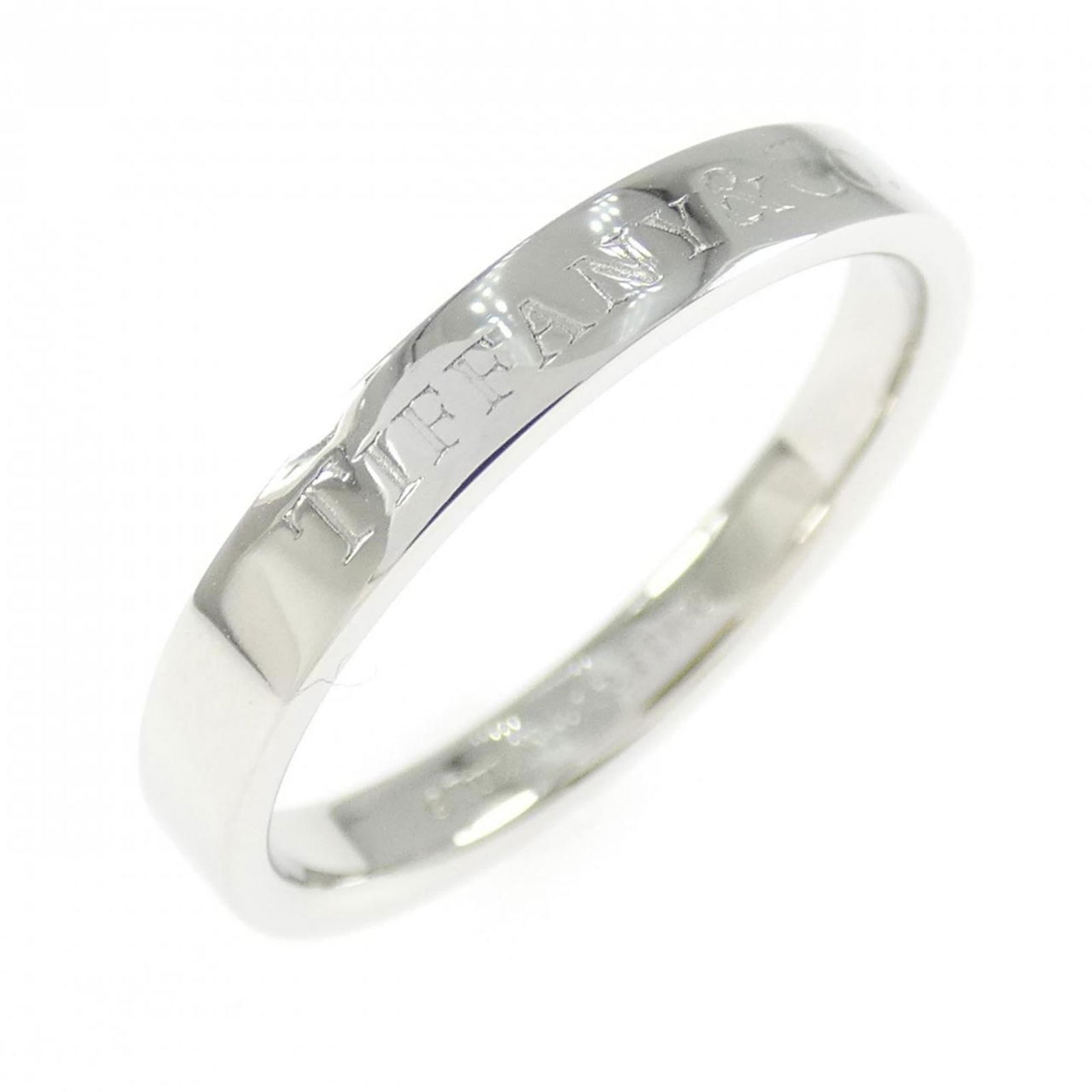 950 Tiffany Band Ring Platinum: 950 Tiffany Band Ring Platinum This listing features 950 Tiffany Band Ring Platinum. Item specifics are provided below. Item Specifics: Brand: Tiffany Type: Band Ring Gender: Women Material: Platinum