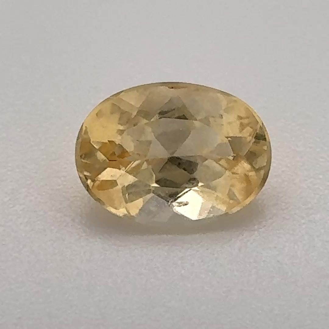Loose Topaz Gemstone - Oval 1.0ct Yellow SI: Loose Topaz Gemstone - Oval 1.0ct Yellow SI This listing features Loose Topaz Gemstone - Oval 1.0ct Yellow SI. Item specifics are provided below. Item Specifics: Type: Topaz Carat: 1.0 Cut: Faceted Co