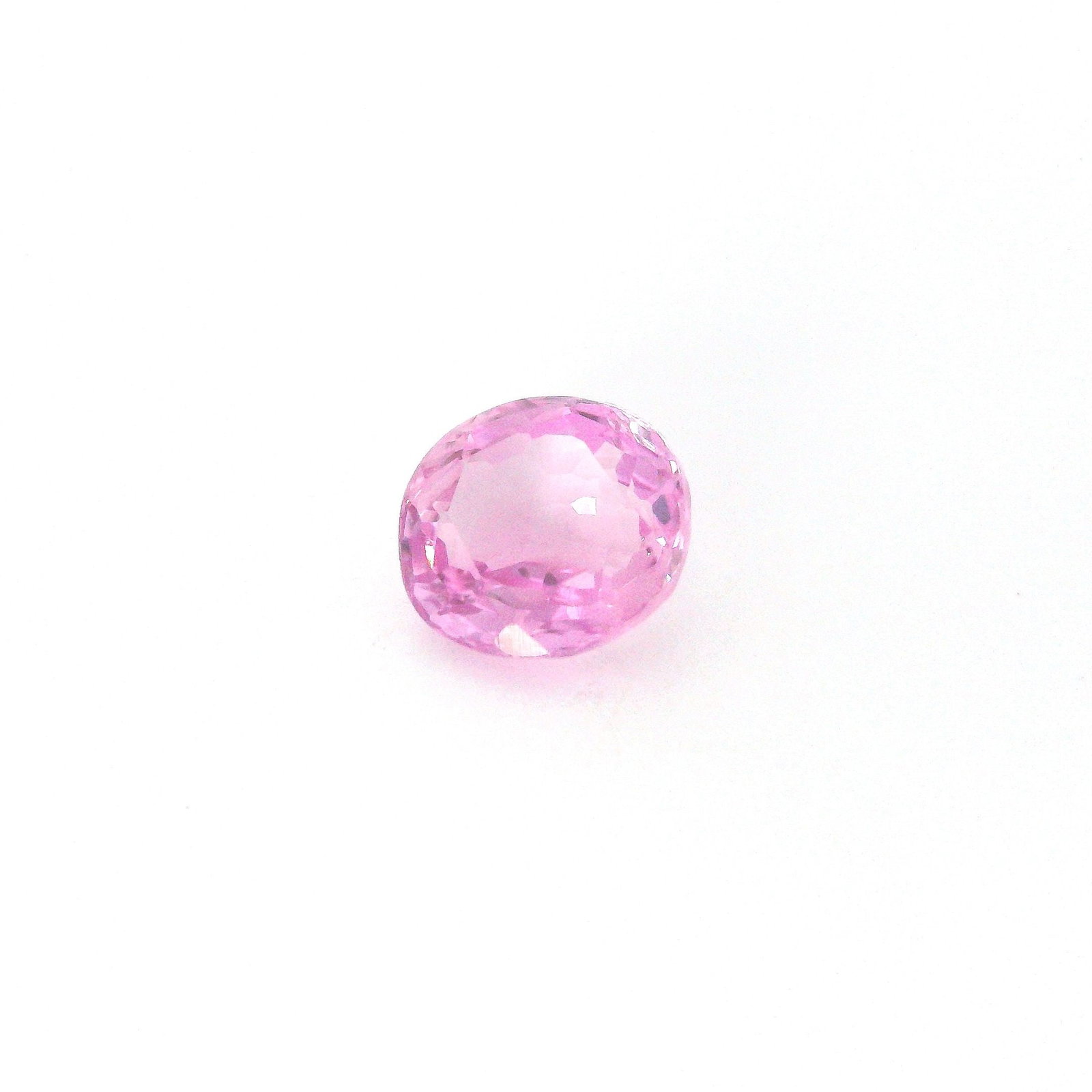 Loose Sapphire Gemstone - GSI Oval 1.62ct Pink EC: Loose Sapphire Gemstone - GSI Oval 1.62ct Pink EC This listing features Loose Sapphire Gemstone - GSI Oval 1.62ct Pink EC. Item specifics are provided below. Item Specifics: Type: Sapphire Carat: 1.62