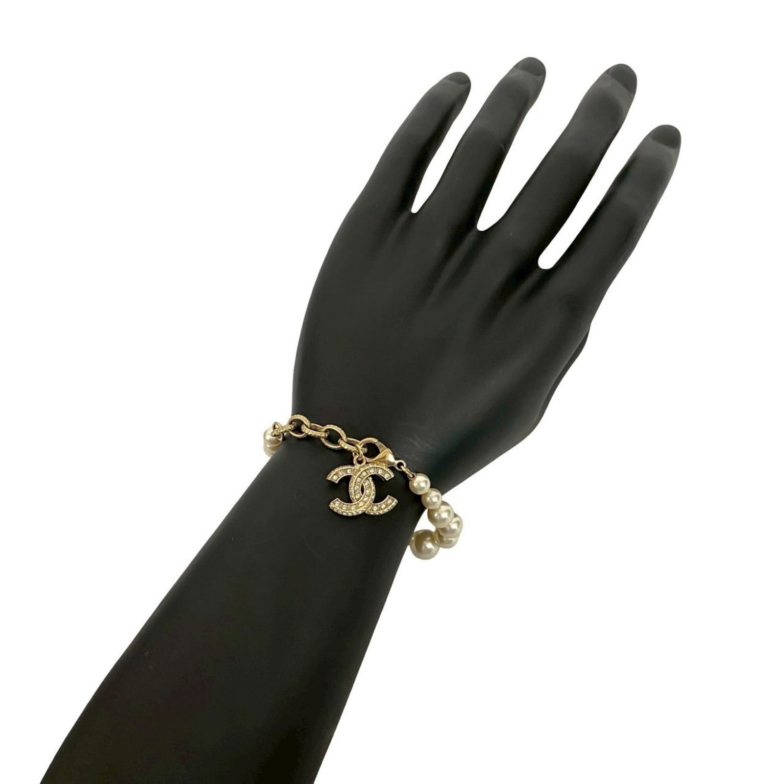 Plating Chanel Charm Bracelet Gold: Plating Chanel Charm Bracelet Gold This listing features Plating Chanel Charm Bracelet Gold. Item specifics are provided below. Item Specifics: Brand: Chanel Type: Charm Bracelet Gender: Women Materia