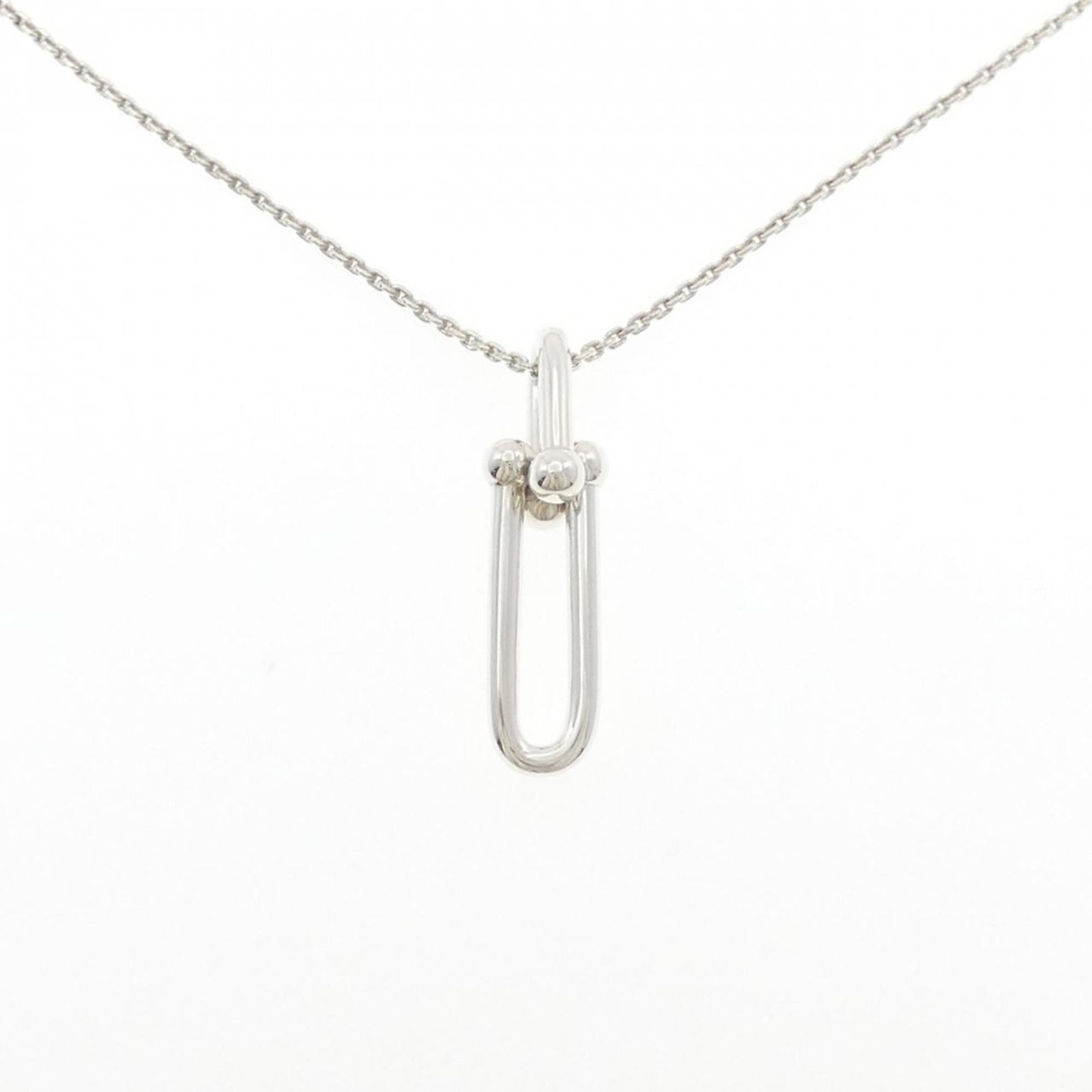 necklace Tiffany link: necklace Tiffany link This listing features necklace Tiffany link. Item specifics are provided below. Item Specifics: Brand: Tiffany Necklace Type: Necklace Pendant Type: Pendant Gender: Women Materia