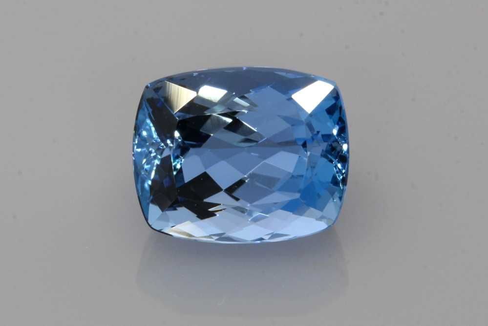 Loose Aquamarine Gemstone - Cushion 2.85ct Blue EC: Loose Aquamarine Gemstone - Cushion 2.85ct Blue EC This listing features Loose Aquamarine Gemstone - Cushion 2.85ct Blue EC. Item specifics are provided below. Item Specifics: Type: Aquamarine Carat:
