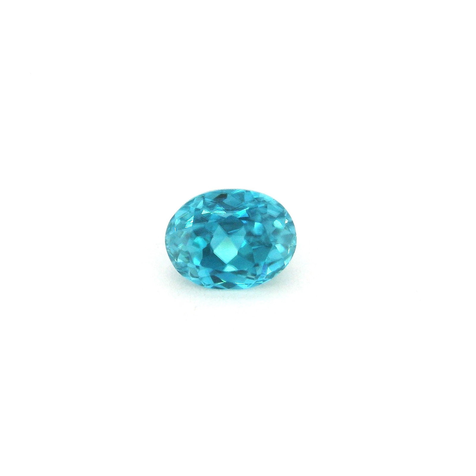 Loose Zircon Gemstone - GSI Oval 1.96ct Blue EC: Loose Zircon Gemstone - GSI Oval 1.96ct Blue EC This listing features Loose Zircon Gemstone - GSI Oval 1.96ct Blue EC. Item specifics are provided below. Item Specifics: Type: Zircon Carat: 1.96