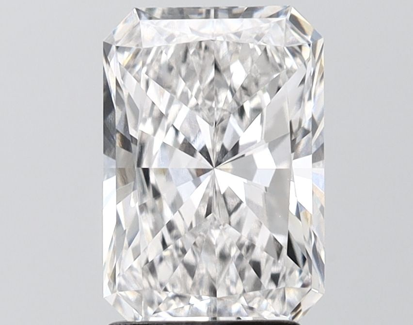 Loose Lab Diamond - IGI Radiant 2.37ct E VVS1: Loose Lab Diamond - IGI Radiant 2.37ct E VVS1 This listing features Loose Lab Diamond - IGI Radiant 2.37ct E VVS1. Item specifics are provided below. Item Specifics: Source: This Is A Real Diamond