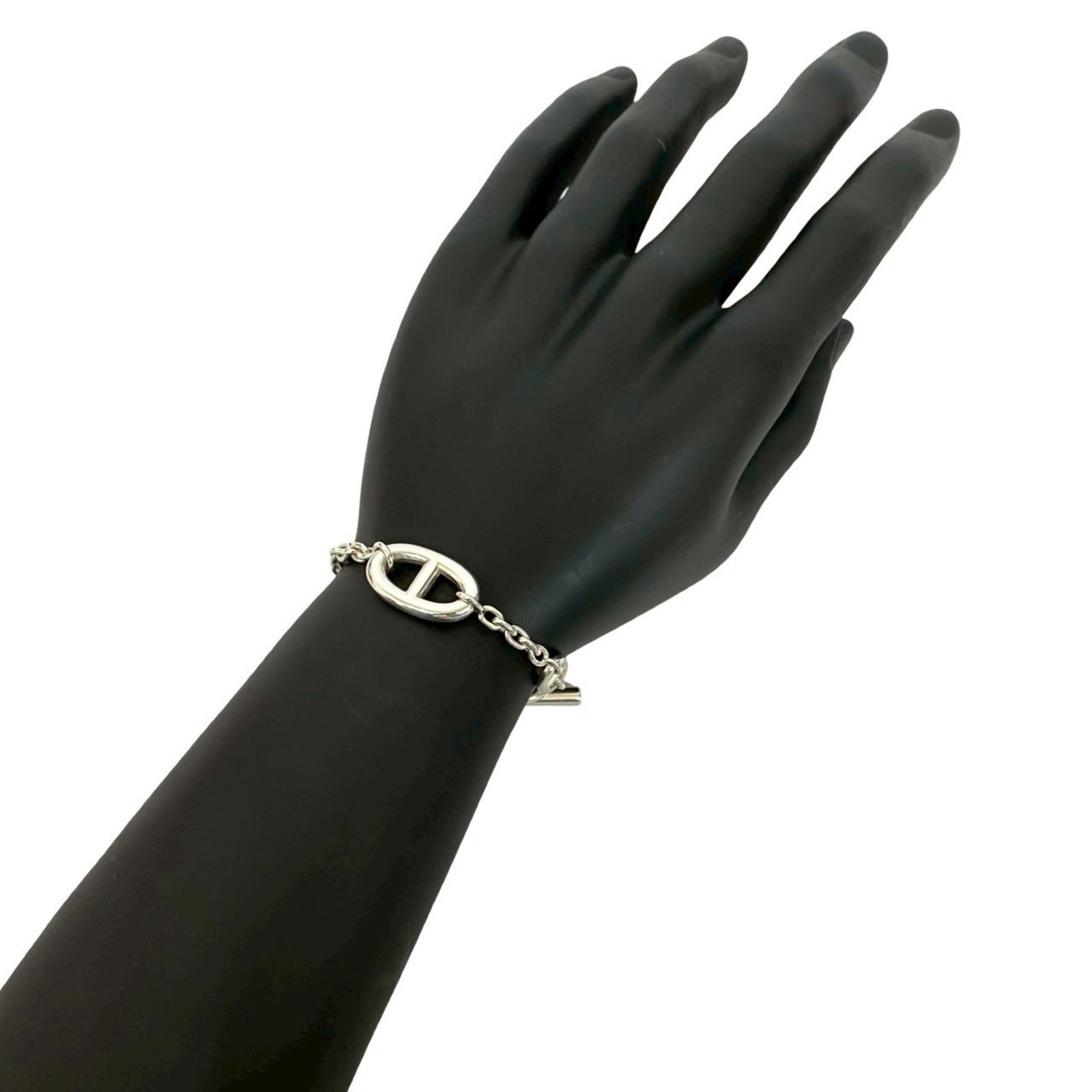 925 Hermes Charm Bracelet Silver: 925 Hermes Charm Bracelet Silver This listing features 925 Hermes Charm Bracelet Silver. Item specifics are provided below. Item Specifics: Brand: Hermes Type: Charm Bracelet Gender: Women Material: S