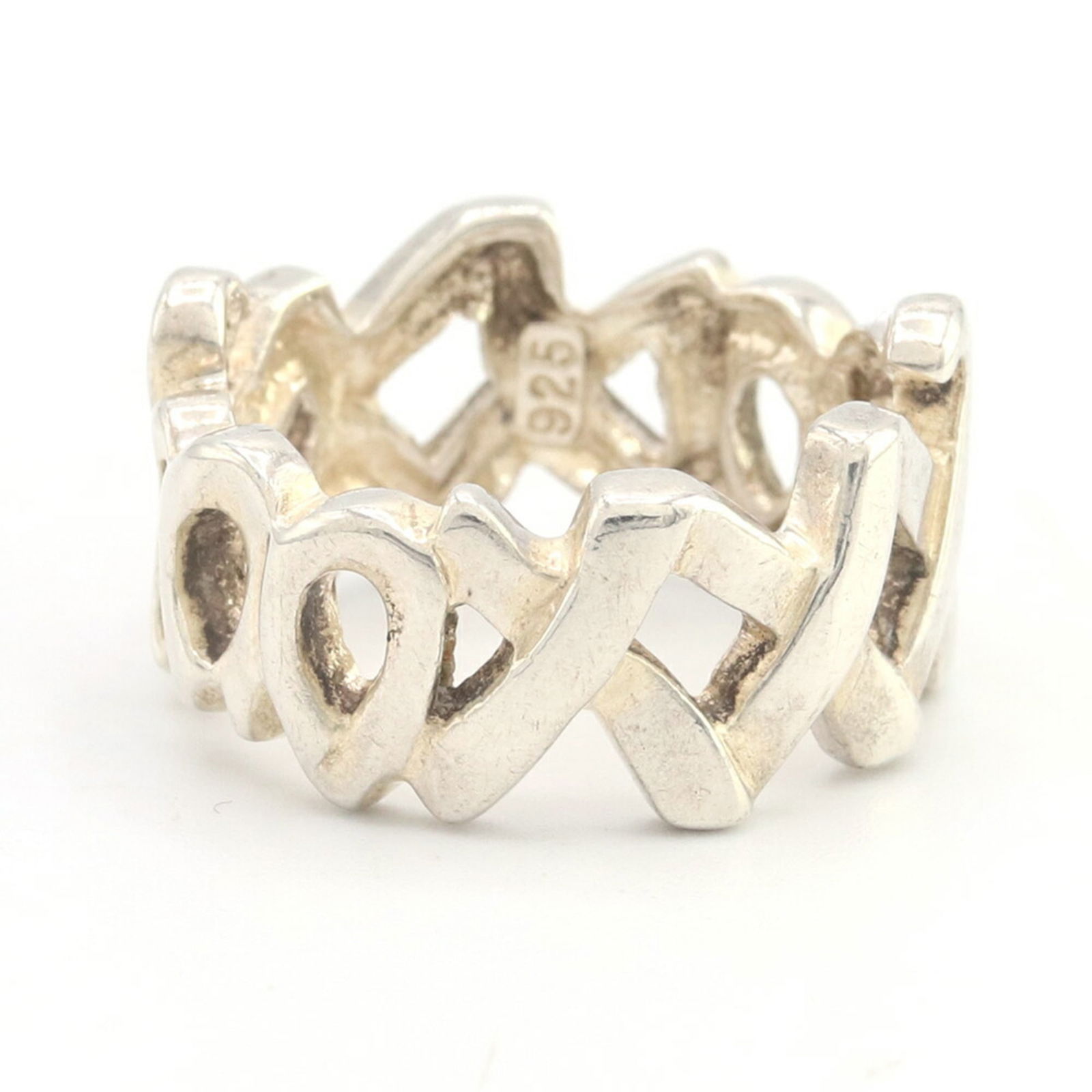 US Size 6/ 11, Women's - Tiffany & Co. Paloma Picasso Love Kiss Ring in Sterling Silver (925): US Size 6/ 11, Women's - Tiffany & Co. Paloma Picasso Love Kiss Ring in Sterling Silver (925) This listing features US Size 6/ 11, Women's - Tiffany & Co. Paloma Picasso Love Kiss Ring in Sterling Sil