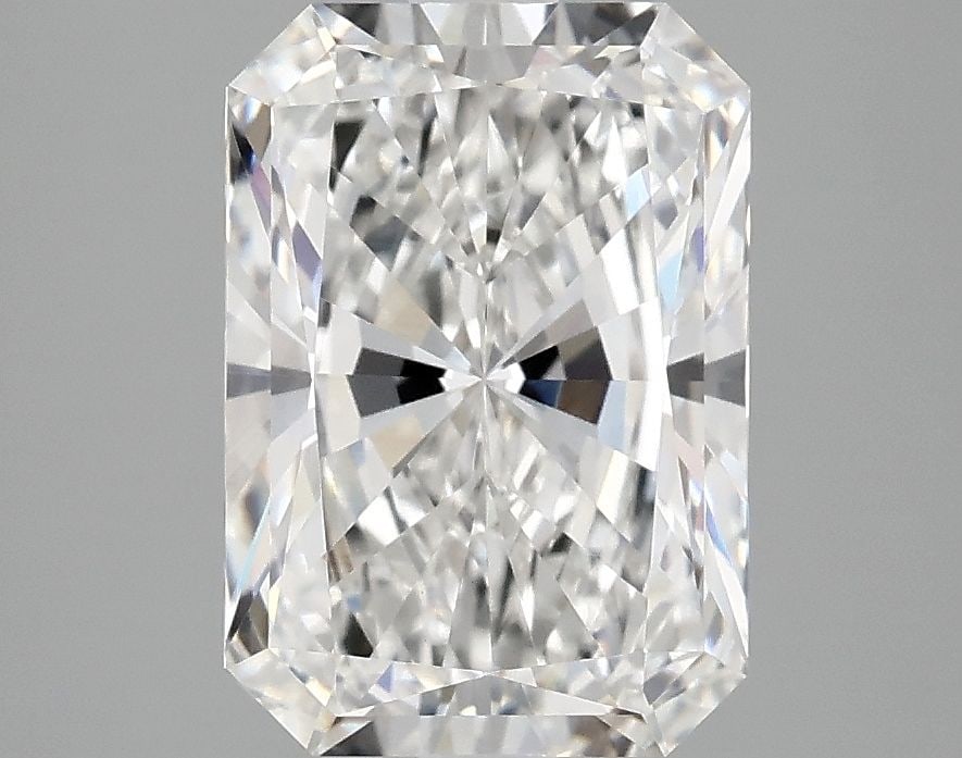 Loose Lab Diamond - IGI Radiant 3.08ct E VVS2: Loose Lab Diamond - IGI Radiant 3.08ct E VVS2 This listing features Loose Lab Diamond - IGI Radiant 3.08ct E VVS2. Item specifics are provided below. Item Specifics: Source: This Is A Real Diamond