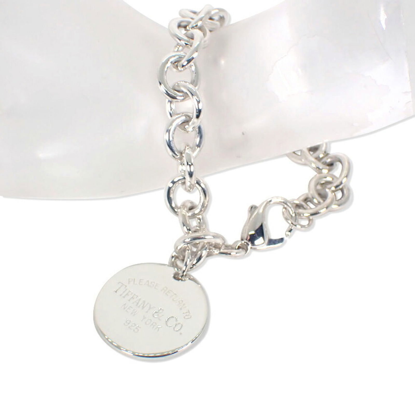 925 Tiffany Charm Bracelet Sterling Silver: 925 Tiffany Charm Bracelet Sterling Silver This listing features 925 Tiffany Charm Bracelet Sterling Silver. Item specifics are provided below. Item Specifics: Brand: Tiffany Type: Charm Bracelet Gend