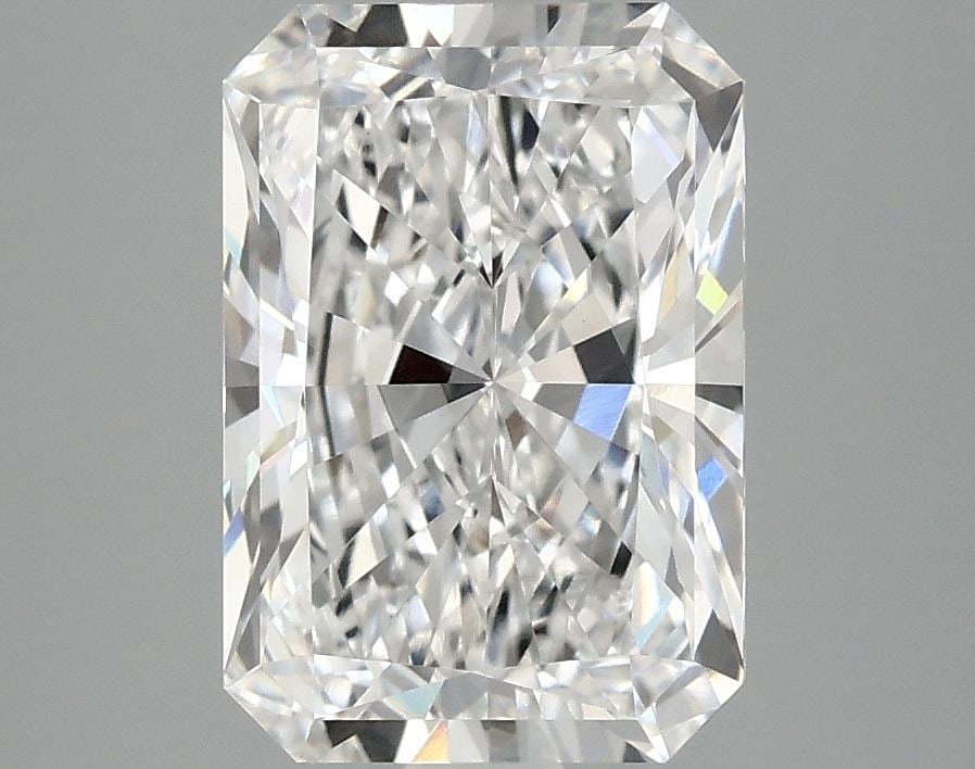 Loose Lab Diamond - IGI Radiant 3.05ct E VVS2: Loose Lab Diamond - IGI Radiant 3.05ct E VVS2 This listing features Loose Lab Diamond - IGI Radiant 3.05ct E VVS2. Item specifics are provided below. Item Specifics: Source: This Is A Real Diamond Gro