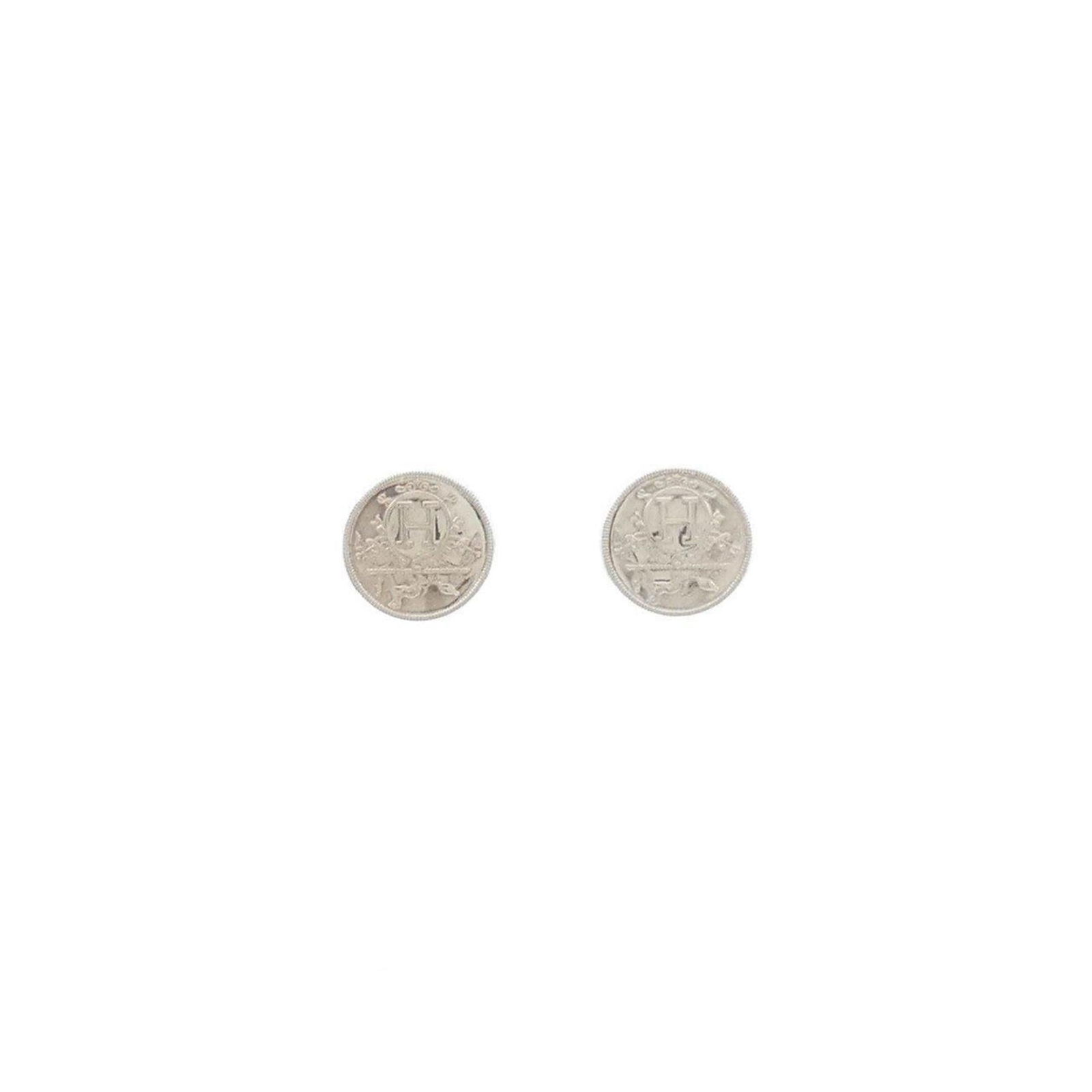 925 Hermes Stud Earrings Silver: 925 Hermes Stud Earrings Silver This listing features 925 Hermes Stud Earrings Silver. Item specifics are provided below. Item Specifics: Brand: Hermes Type: Stud Earrings Gender: Women Material: