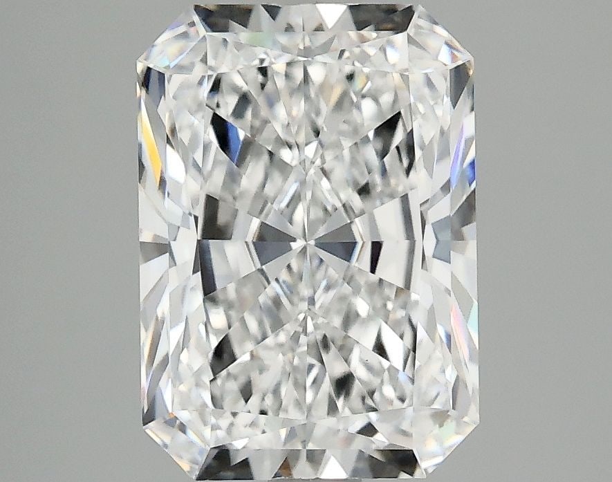 Loose Lab Diamond - IGI Radiant 3.1ct E VVS2: Loose Lab Diamond - IGI Radiant 3.1ct E VVS2 This listing features Loose Lab Diamond - IGI Radiant 3.1ct E VVS2. Item specifics are provided below. Item Specifics: Source: This Is A Real Diamond