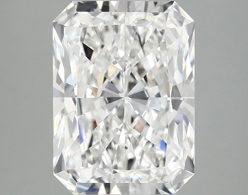 Loose Lab Diamond - IGI Radiant 3.1ct D VS1: Loose Lab Diamond - IGI Radiant 3.1ct D VS1 This listing features Loose Lab Diamond - IGI Radiant 3.1ct D VS1. Item specifics are provided below. Item Specifics: Source: This Is A Real Diamond Grown