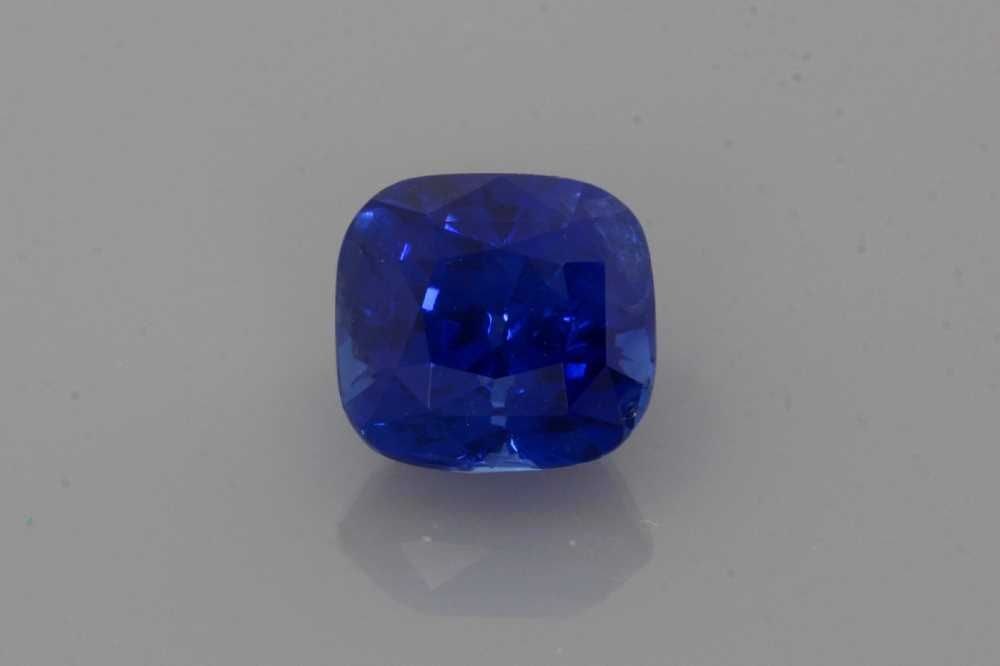 Loose Sapphire Gemstone - Cushion 2.14ct Blue EC: Loose Sapphire Gemstone - Cushion 2.14ct Blue EC This listing features Loose Sapphire Gemstone - Cushion 2.14ct Blue EC. Item specifics are provided below. Item Specifics: Type: Sapphire Carat: 2.14 C