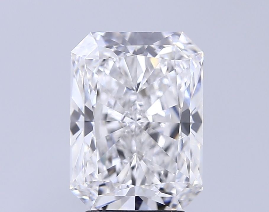 Loose Lab Diamond - IGI Radiant 4.02ct E VS1: Loose Lab Diamond - IGI Radiant 4.02ct E VS1 This listing features Loose Lab Diamond - IGI Radiant 4.02ct E VS1. Item specifics are provided below. Item Specifics: Source: This Is A Real Diamond Grown